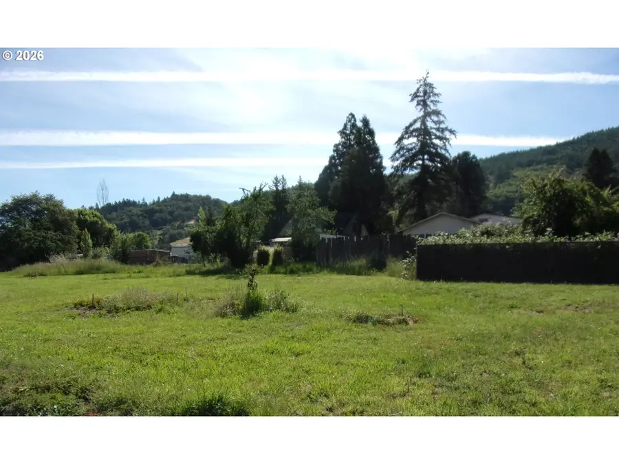 0 Walnut St, Tri City, OR 97457 - #3