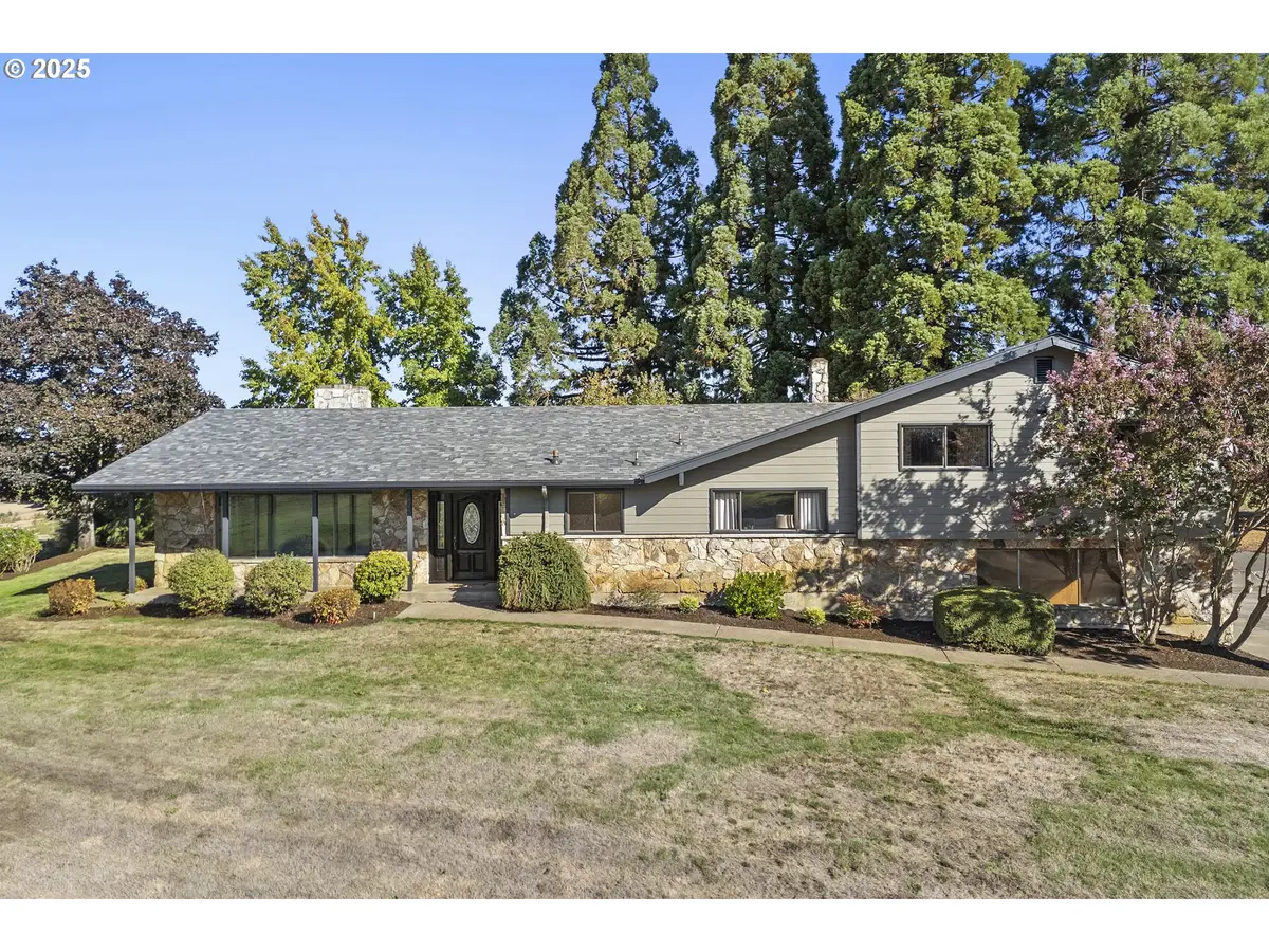 4667 St Paul Hwy Ne, Saint Paul, OR 97137 - Image #1