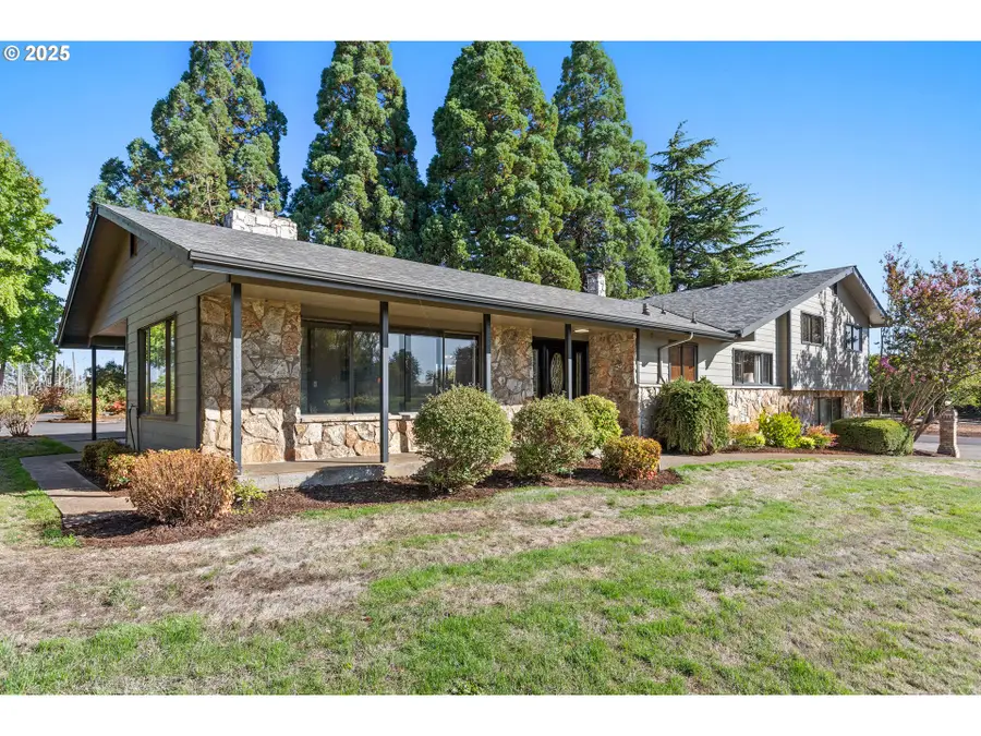 4667 St Paul Hwy Ne, Saint Paul, OR 97137 - Image #2