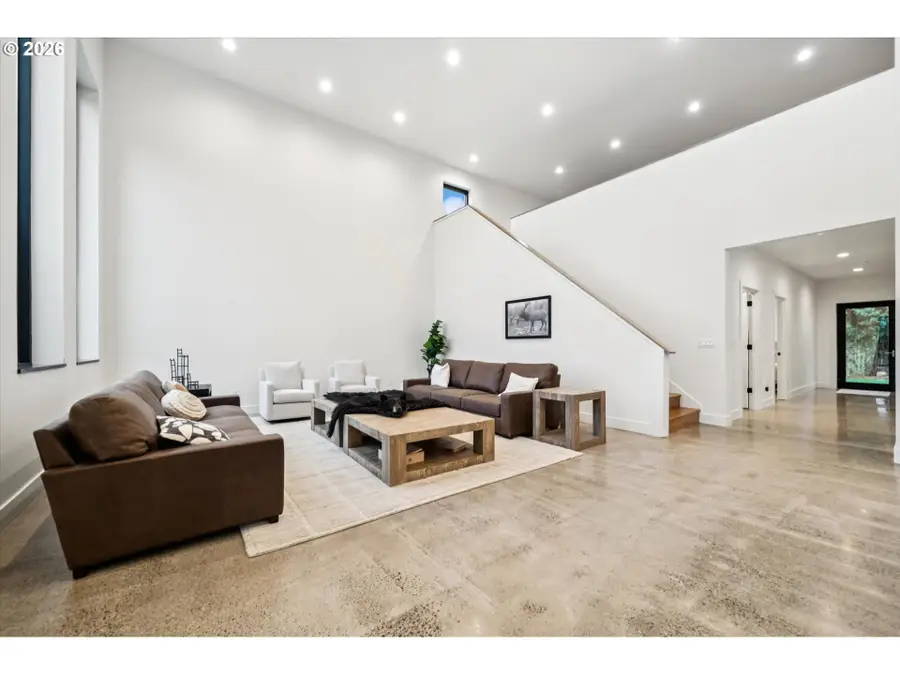 43815 SE Herrick Rd, Sandy, OR 97055 - Image #3