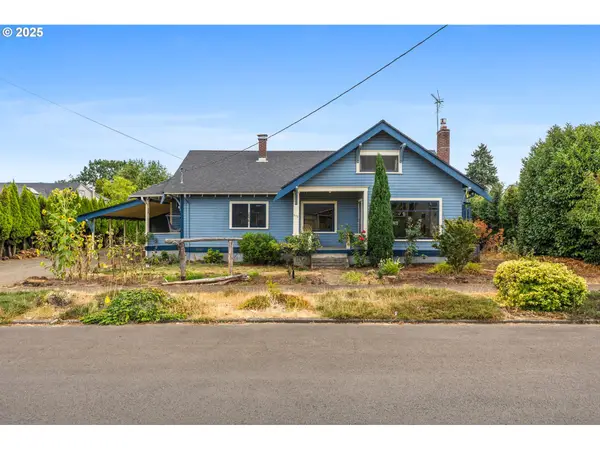 633 SE Ash St, Dallas, OR 97338