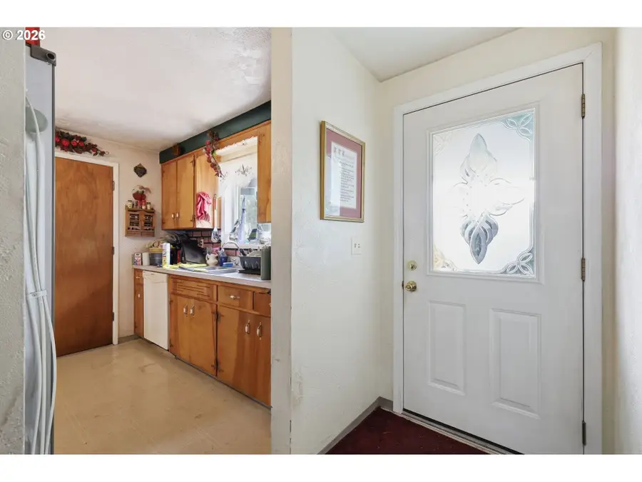 6634 A St, Springfield, OR 97478 - #2