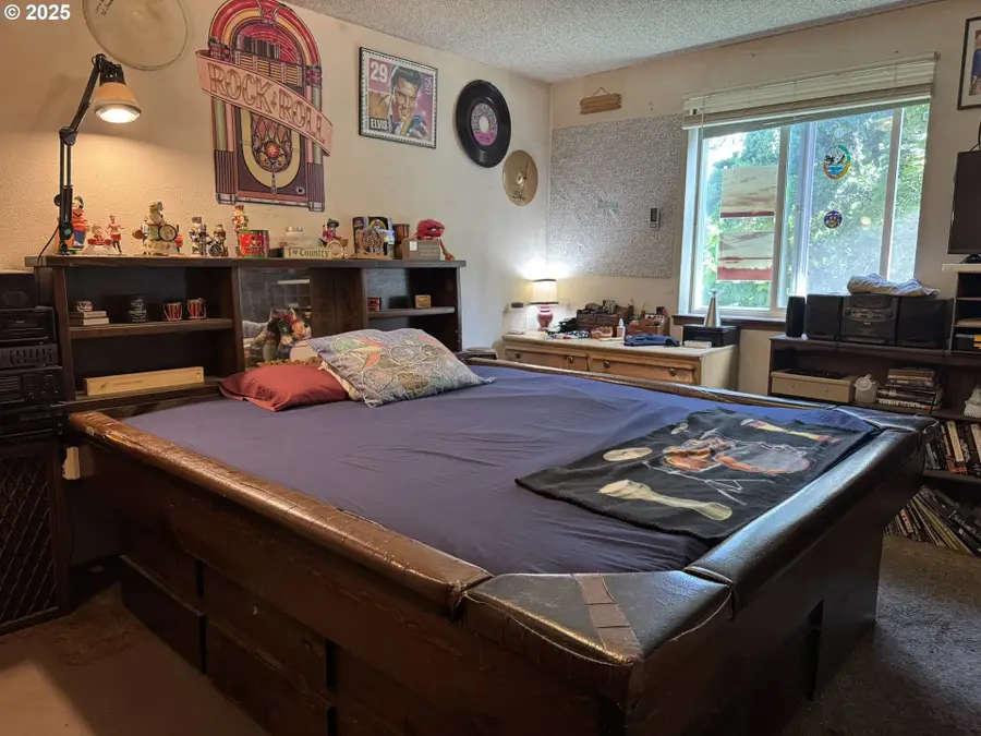 1966 SW Galley Ct, Lincoln City, OR 97367 - Image #3