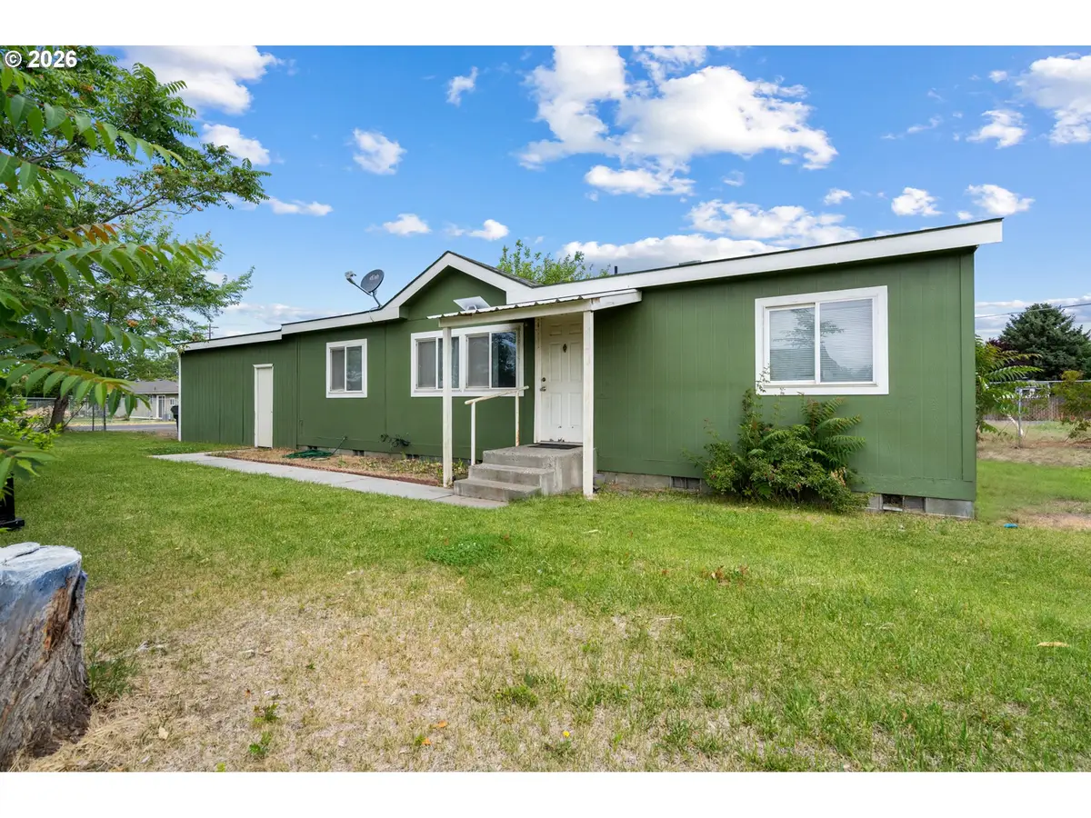 315 SE Third St, Irrigon, OR 97844 - #1