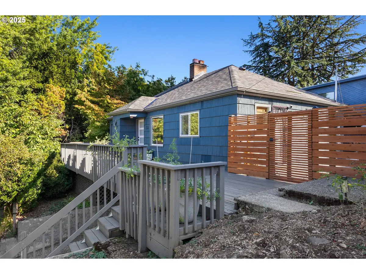7320 SE Alder St, Portland, OR 97215 - Image #1