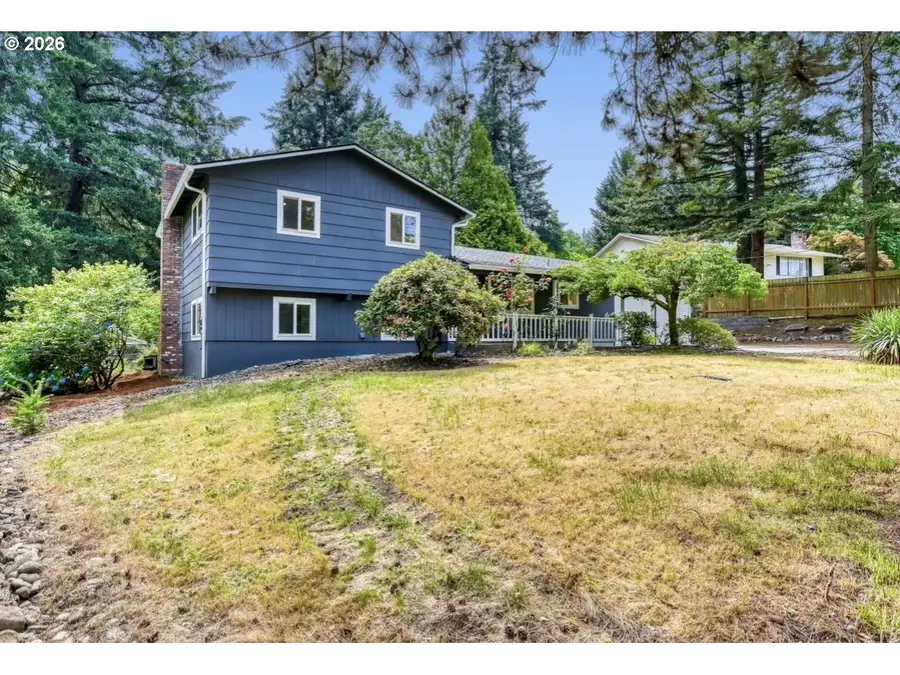 15148 S Burkstrom Rd, Oregon City, OR 97045 - #2