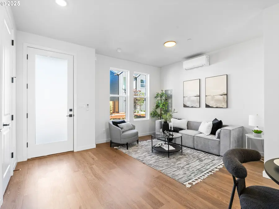 3246 SE 115th Ave, Portland, OR 97266 - Image #3