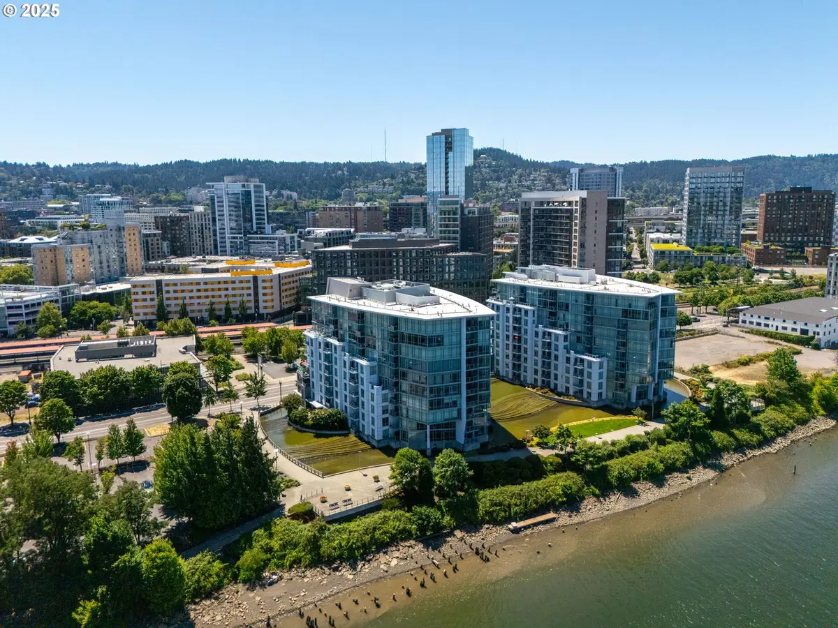 1260 NW Naito Pkwy #808, Portland, OR 97209 - Image #1