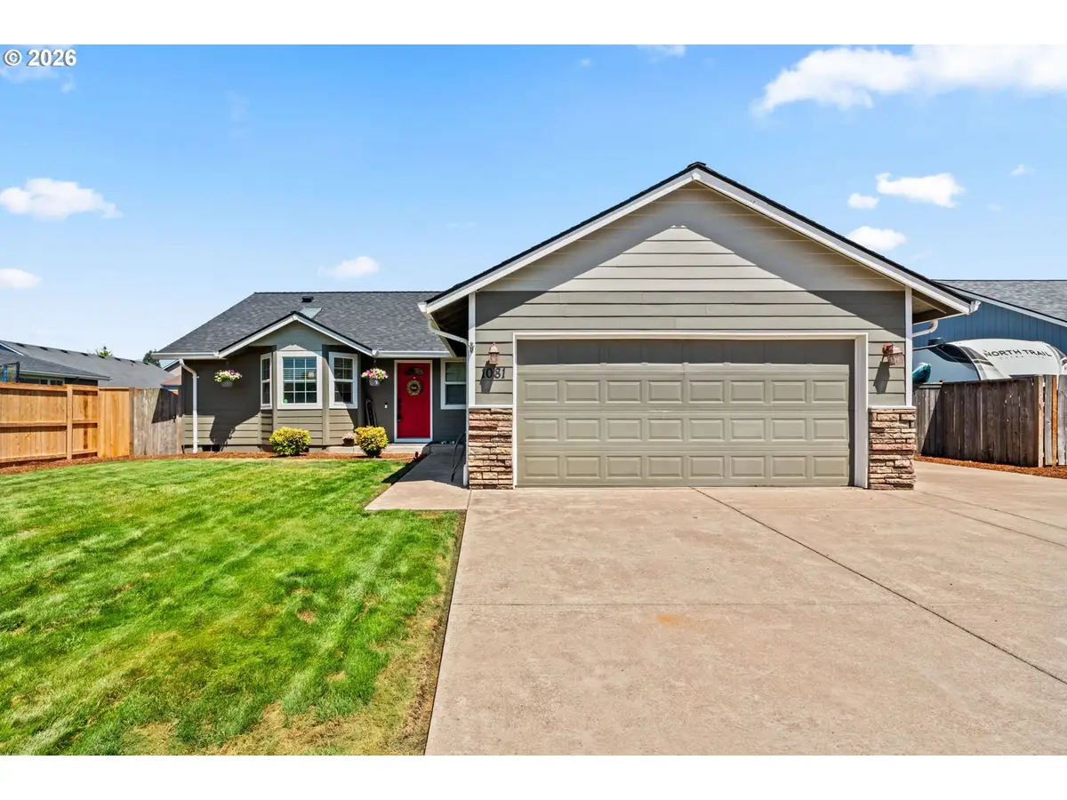 1081 Siuslaw St, Harrisburg, OR 97446 - #1