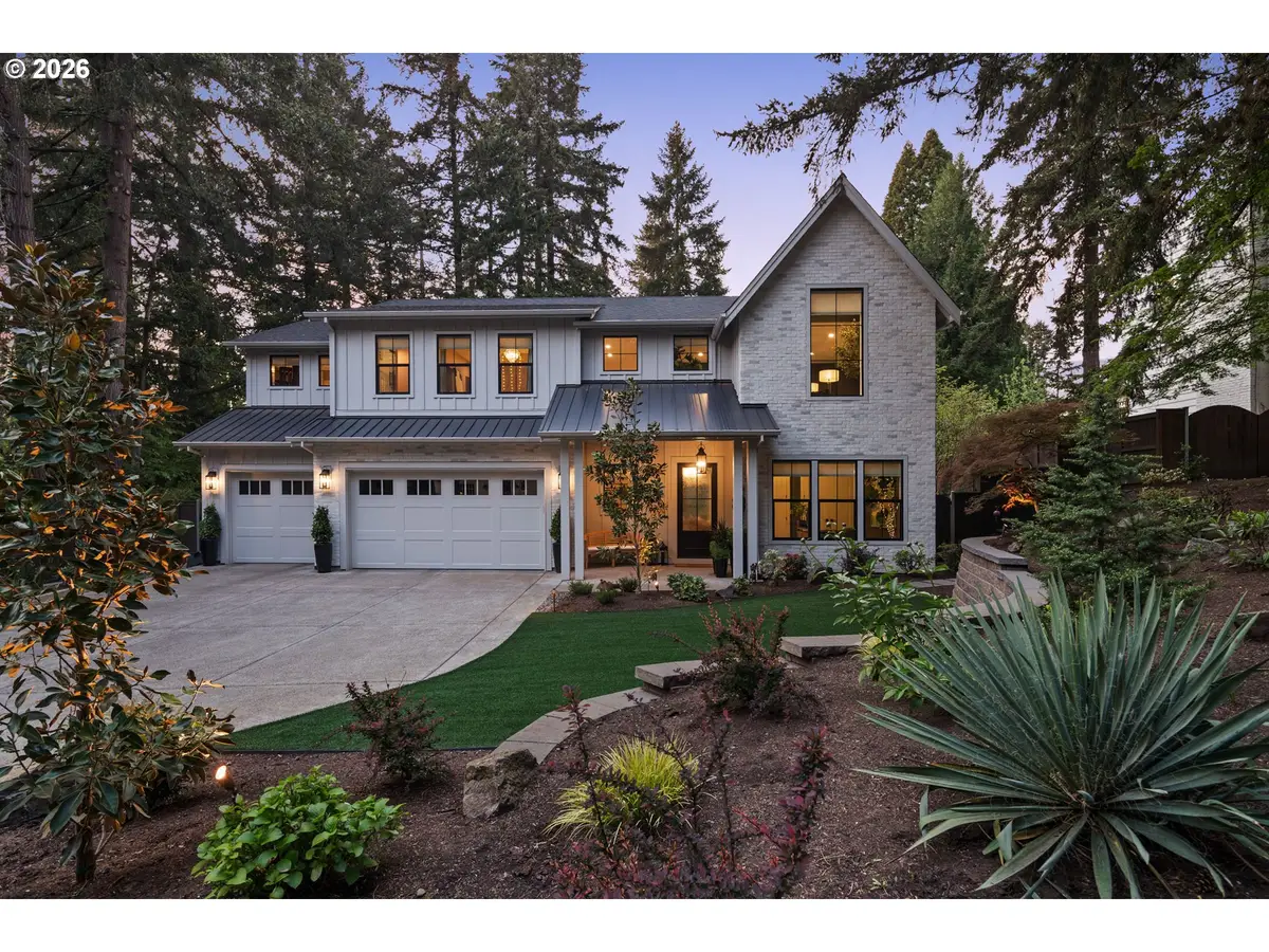 17331 Canyon Dr, Lake Oswego, OR 97034 - #1