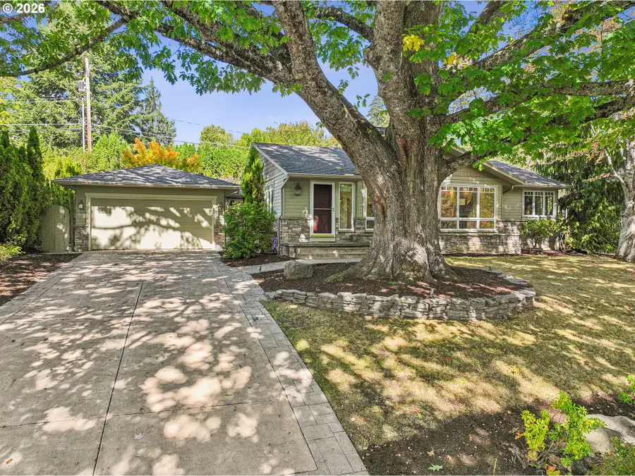 8115 SW Valley View Dr, Portland, OR 97225 - #2
