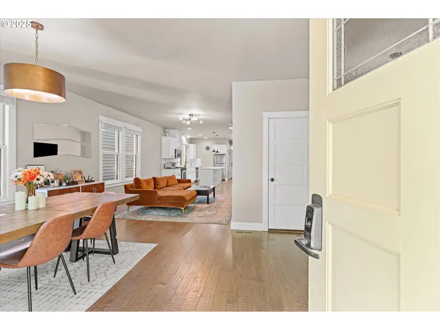 3312 SW 1st Ave, Portland, OR 97239 - Image #3