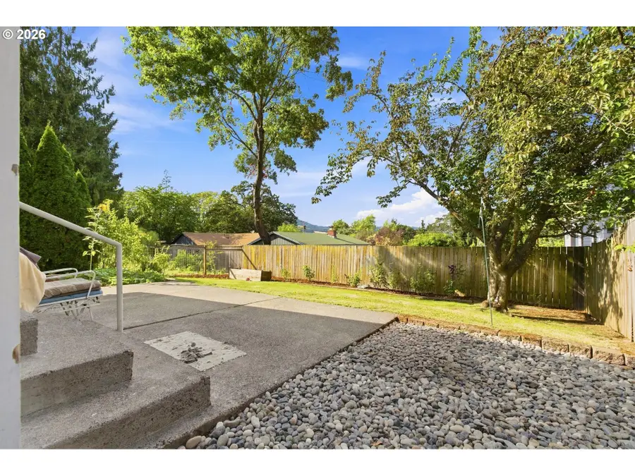 410 May St, Hood River, OR 97031 - #3