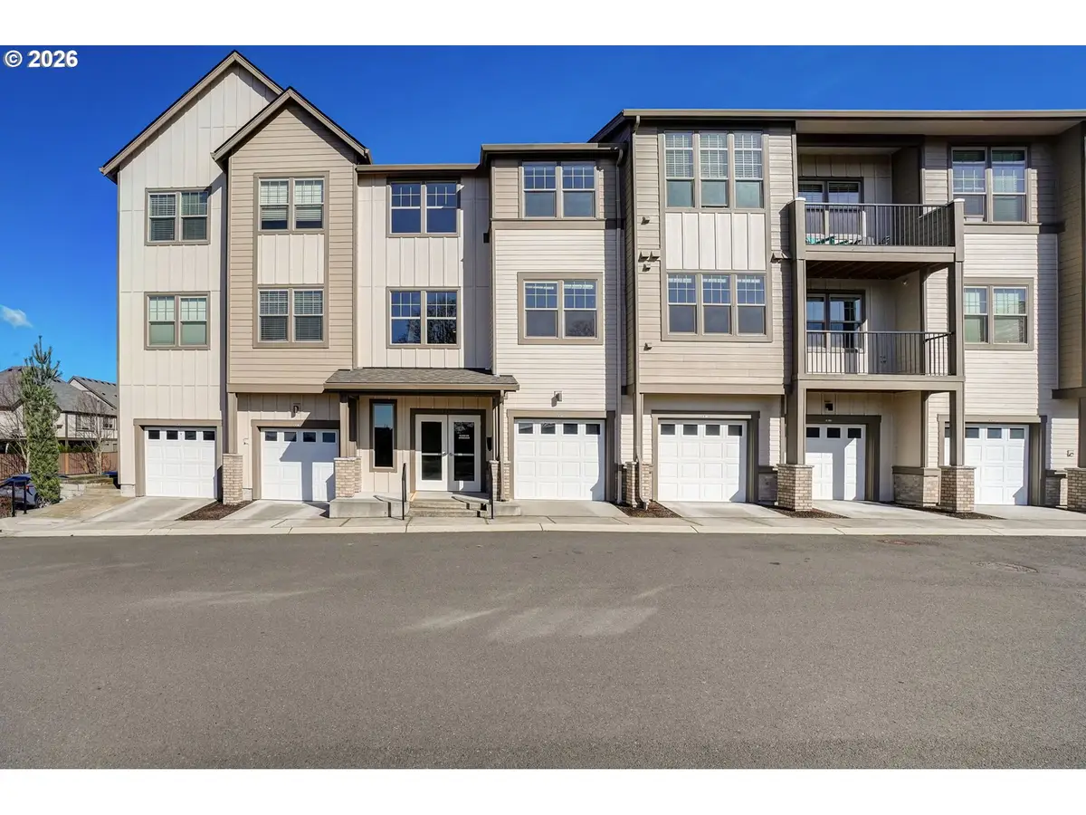 16417 NW Chadwick Way #302, Portland, OR 97229 - Image #1