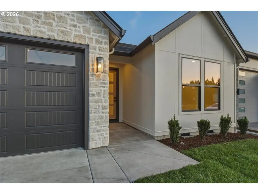 3709 N 12th Cir, Ridgefield, WA 98642 - #2