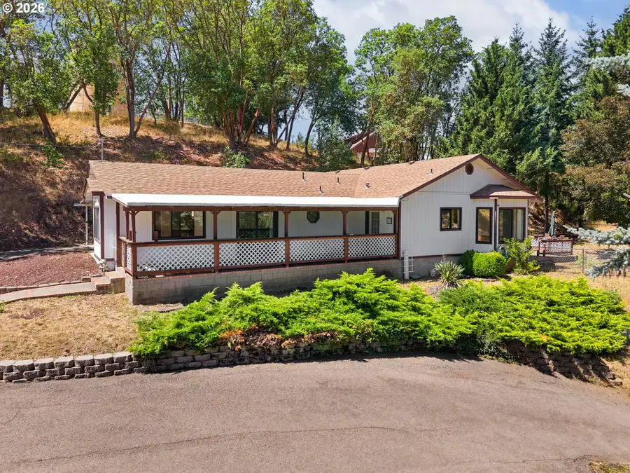 1275 Arcadia Dr, Roseburg, OR 97471 - #2