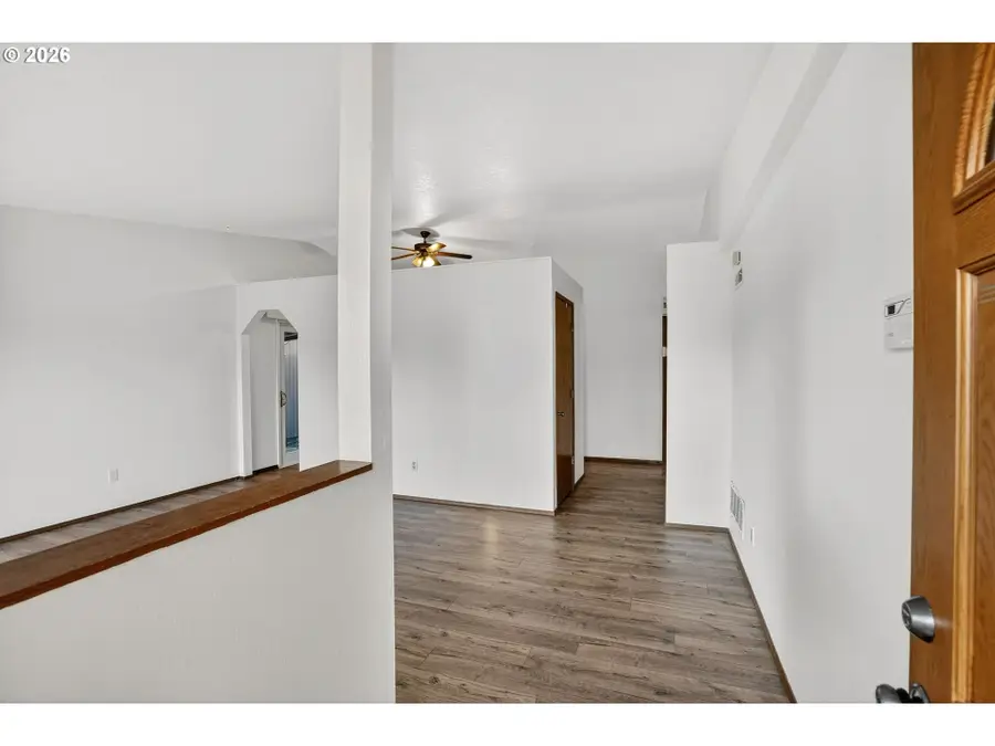 2262 S Alpine St, Cornelius, OR 97113 - #3