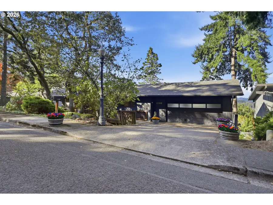 3182 Beech St, Eugene, OR 97405 - #3