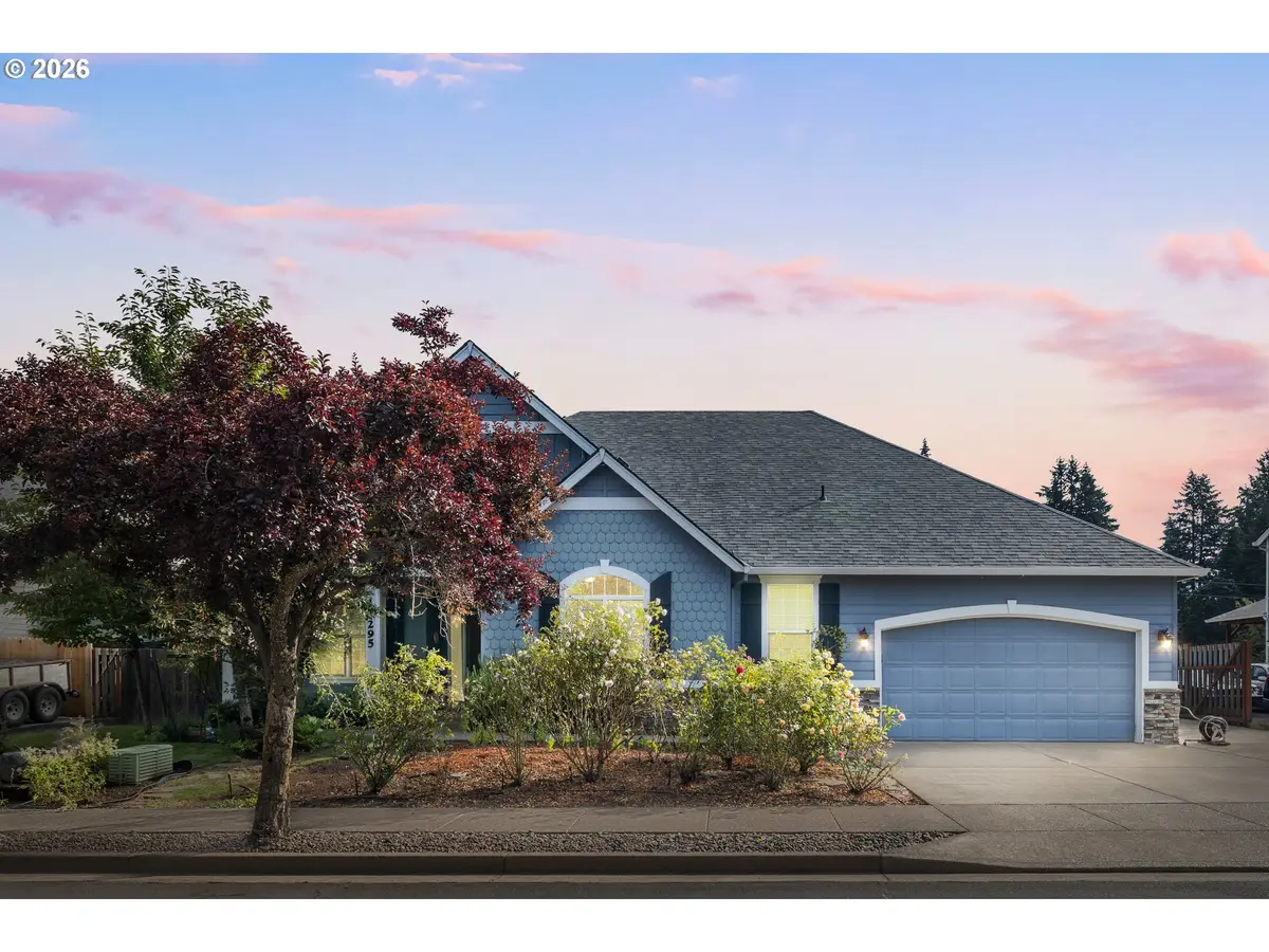 11295 Fandango Dr, Oregon City, OR 97045 - #1