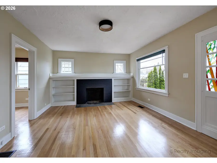 656 NE Buffalo St, Portland, OR 97211 - #3