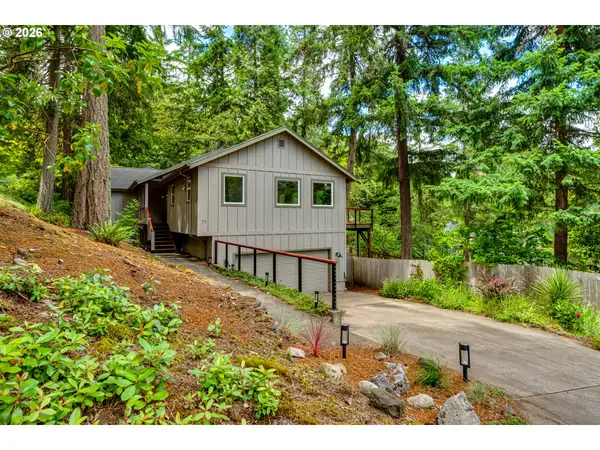 71 Marlboro Ln, Eugene, OR 97405