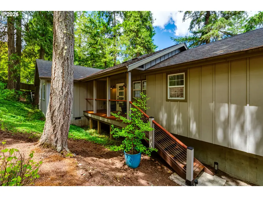 71 Marlboro Ln, Eugene, OR 97405 - #2