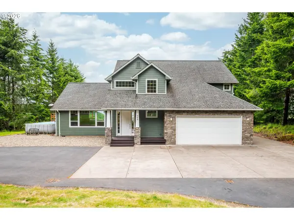 966 Lookout Rd, CastleRock, WA 98611