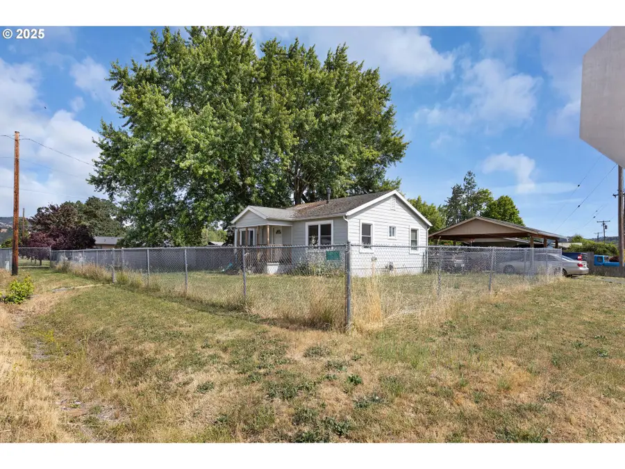 1951 Austin Rd, Roseburg, OR 97471 - Image #2