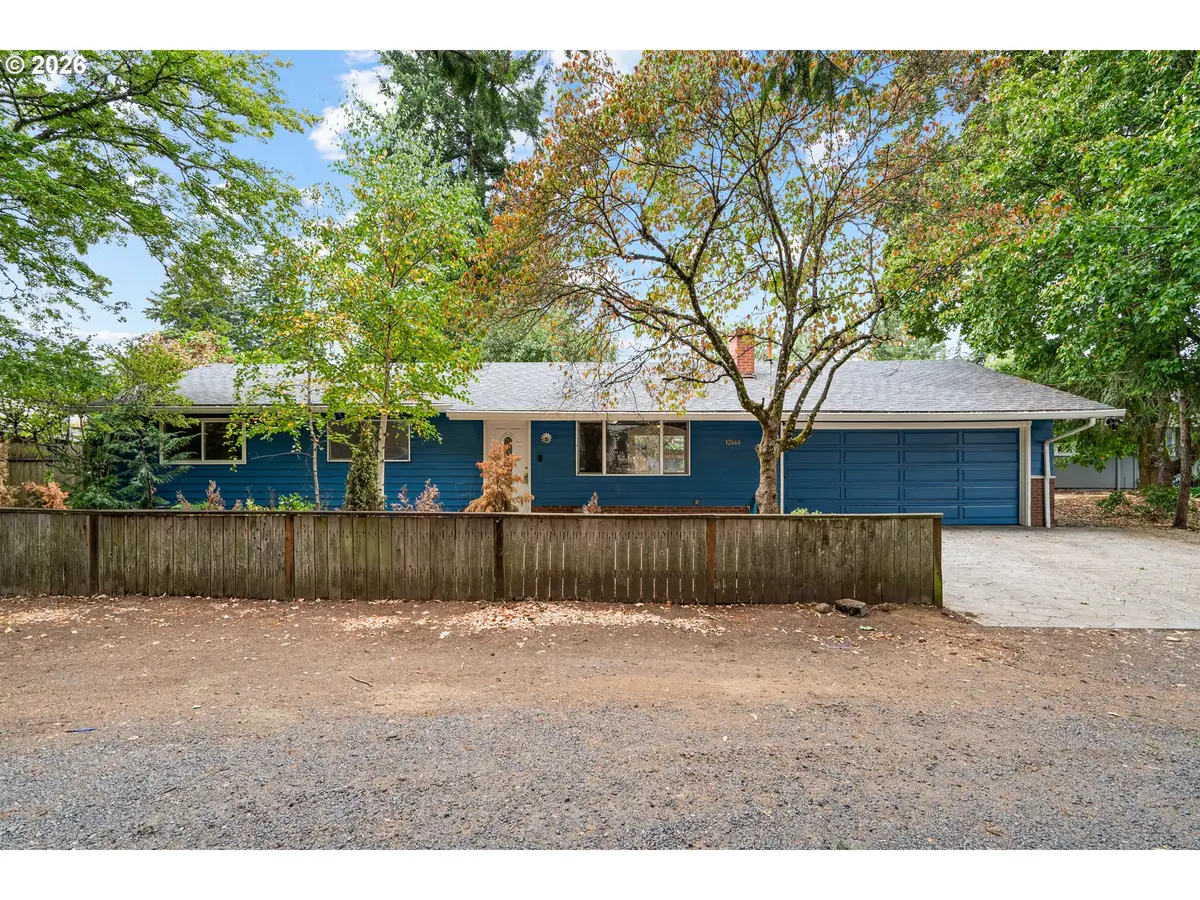 12661 SE Center St, Portland, OR 97236 - #1