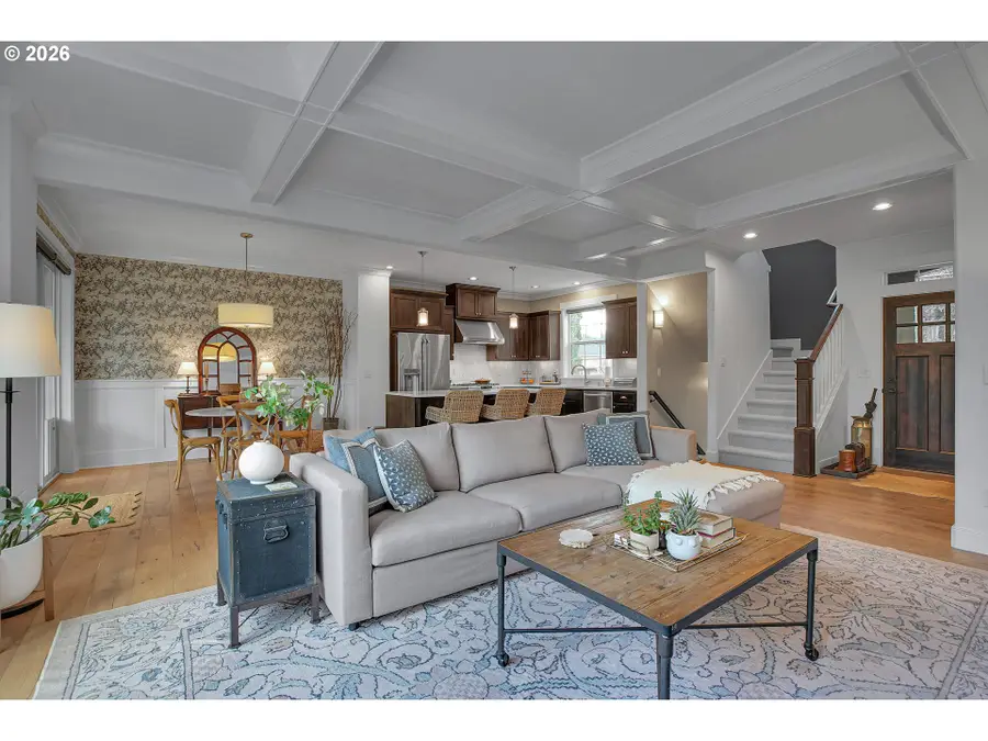 7325 N Fiske Ave, Portland, OR 97203 - Image #2