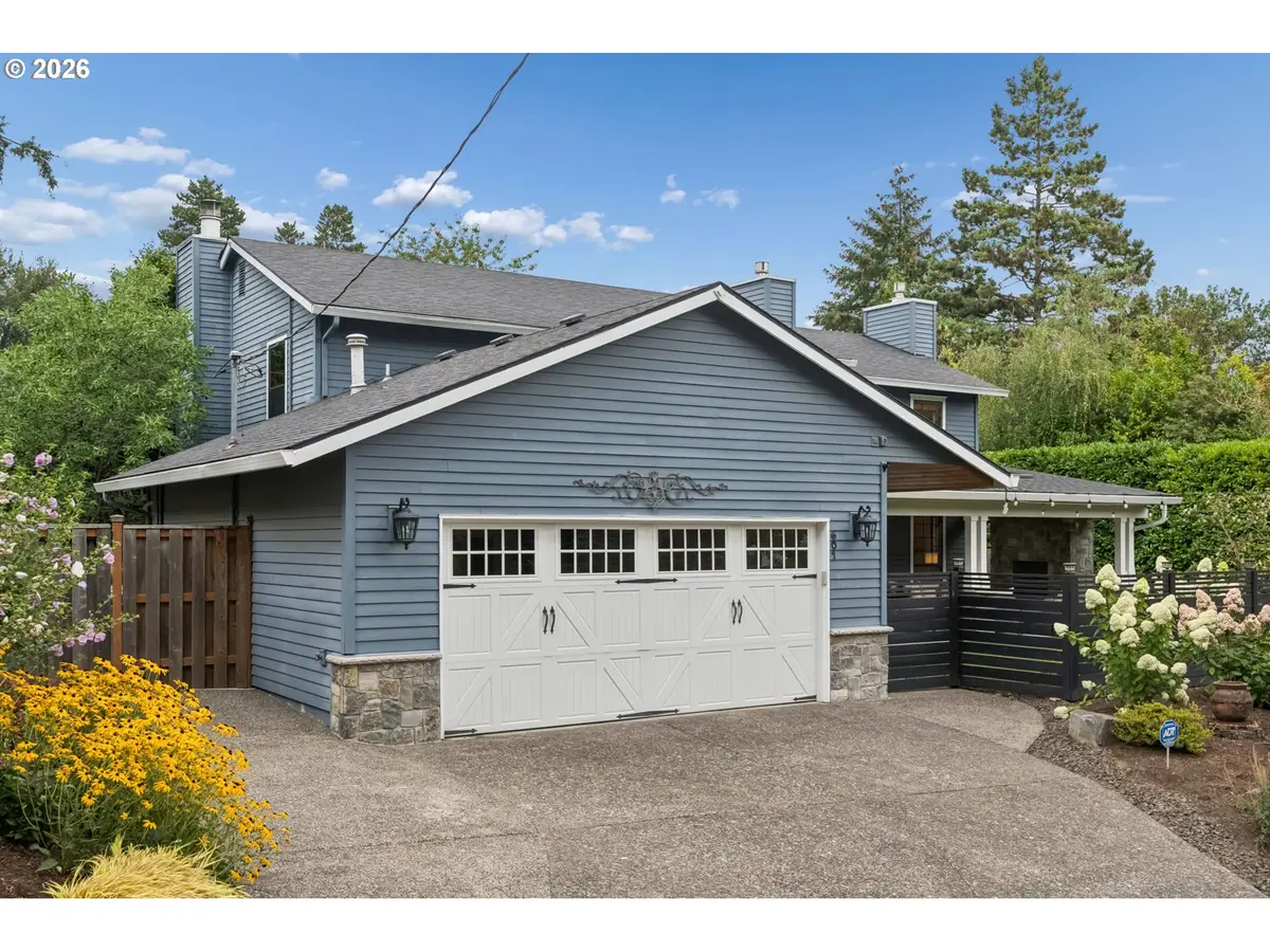601 Atwater Rd, Lake Oswego, OR 97034 - #1