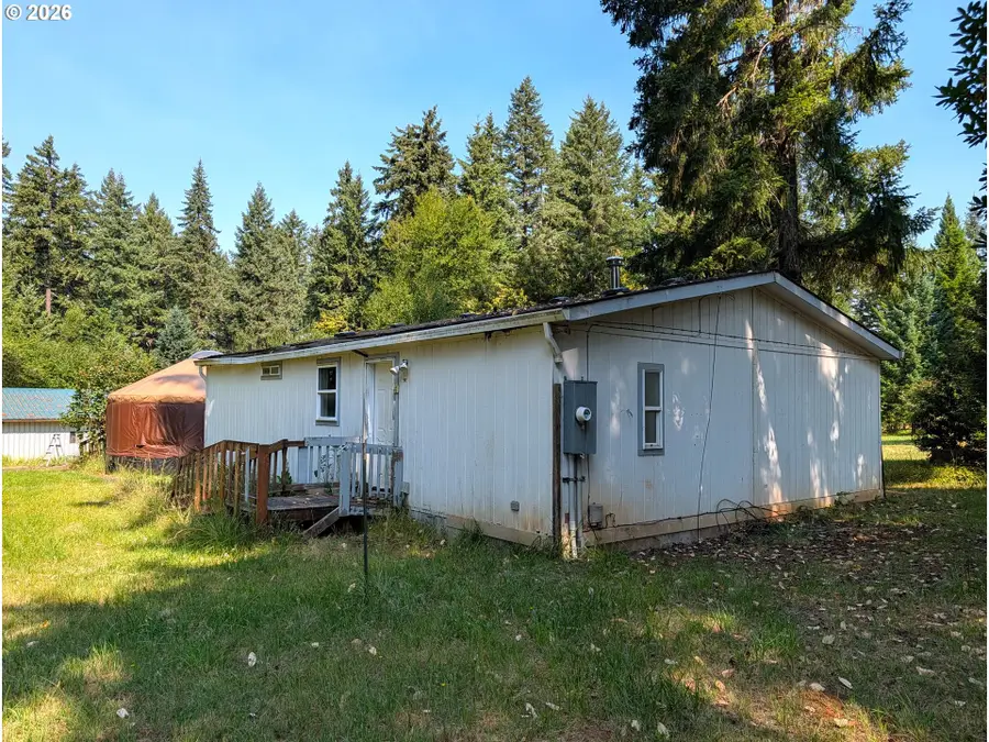 49241 Mountain View Rd, Oakridge, OR 97463 - #2