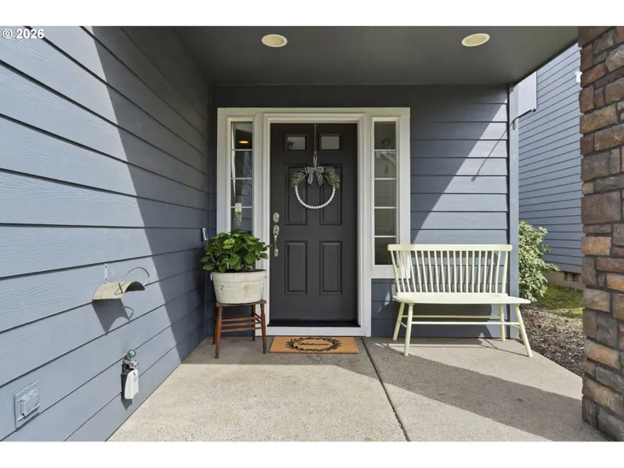 3306 N Solstice Ln, Newberg, OR 97132 - #3