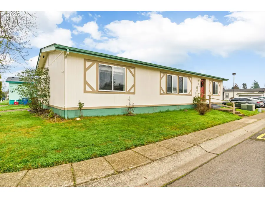 700 N Mill St #69, Creswell, OR 97426 - Image #3