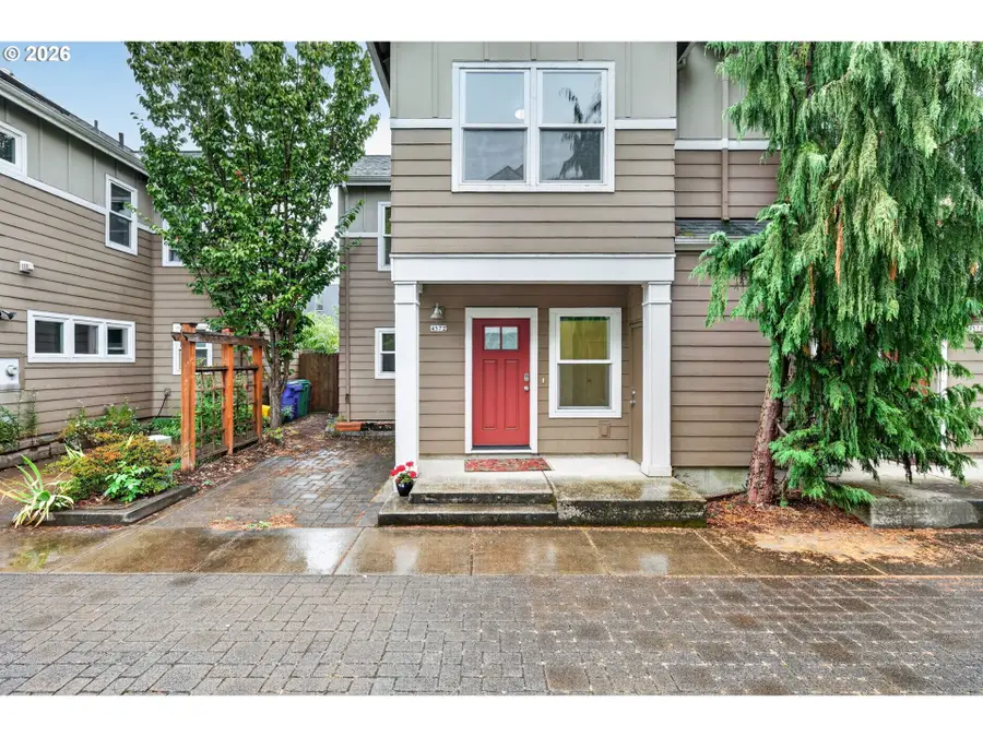 4572 SE 121st Ave, Portland, OR 97266 - #3
