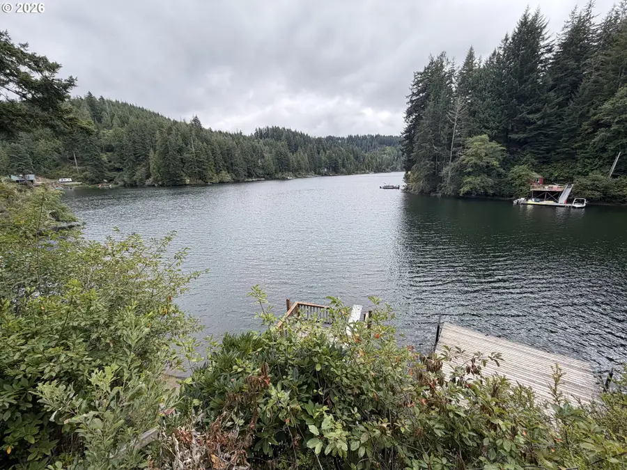 6260 Black Bear Rd, Florence, OR 97439 - #2