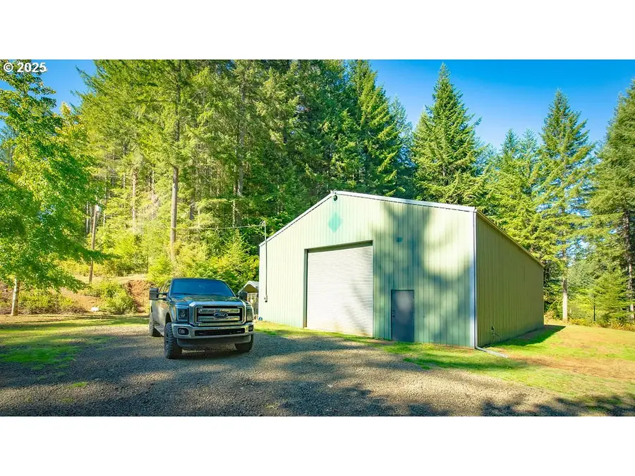 63450 Fairview Rd, Coquille, OR 97423 - Image #2