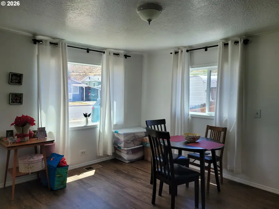 1685 Ash St, Baker City, OR 97814 - #3