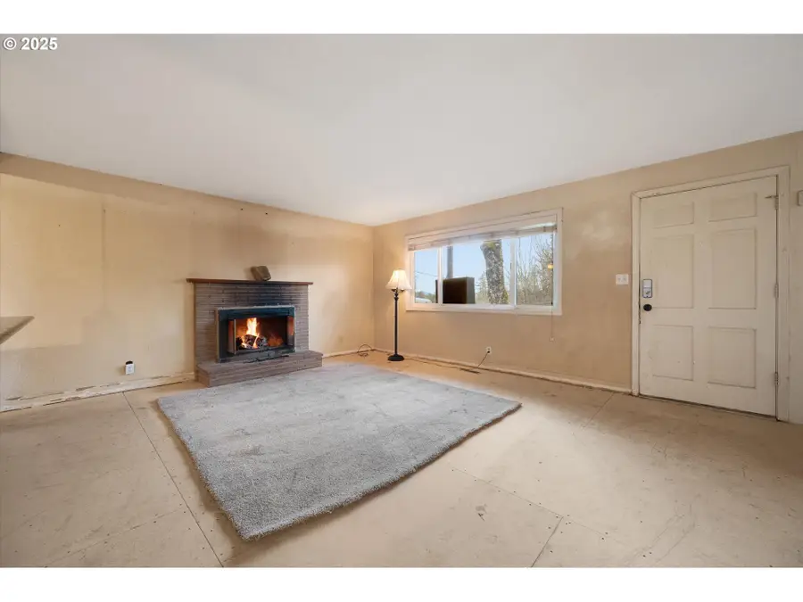 7080 SW Taylors Ferry Rd, Tigard, OR 97223 - Image #2