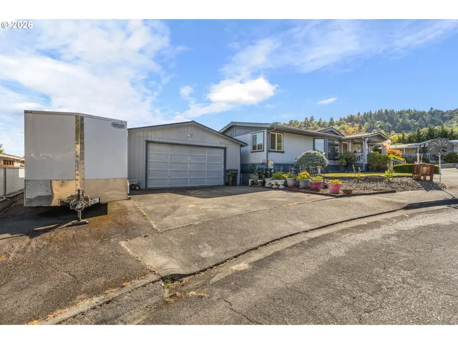 118 NW Cordelia Ct, Roseburg, OR 97471 - #2
