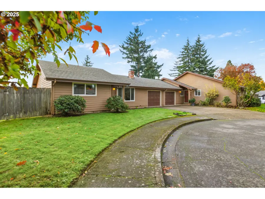2423 Benson Ln, Eugene, OR 97408 - #3