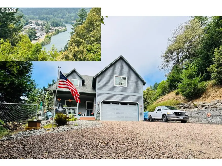 17166 Mountain Dr, Brookings, OR 97415 - #2