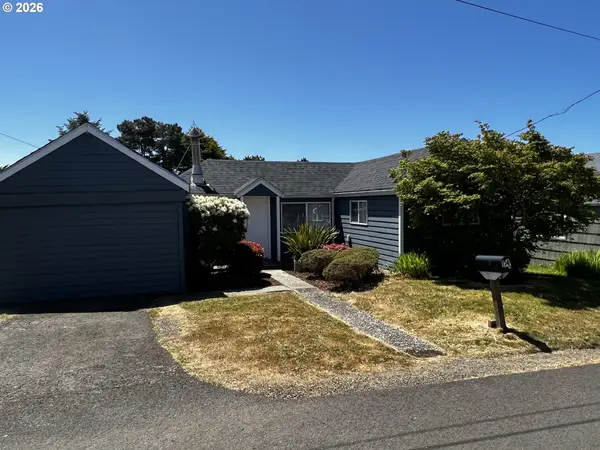 1740 NE 10th St, LincolnCity, OR 97367