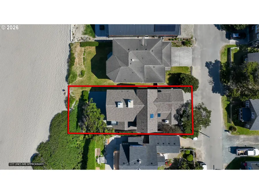 1360 Pacific St, Cannon Beach, OR 97110 - #3
