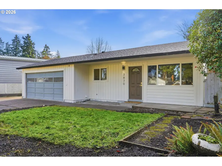 3870 SE Walnut St, Hillsboro, OR 97123 - #3