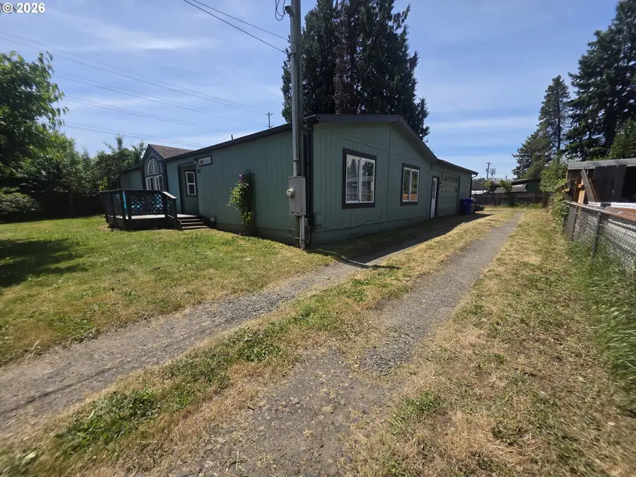 525 N 14th Ave, Cornelius, OR 97113 - #3