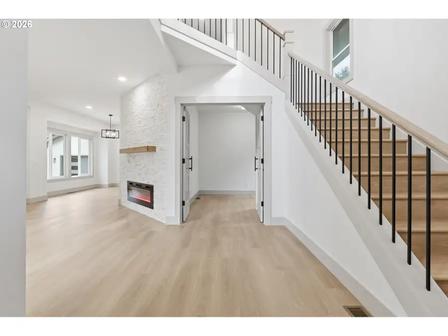 437 NE Fargo St, Portland, OR 97212 - #2