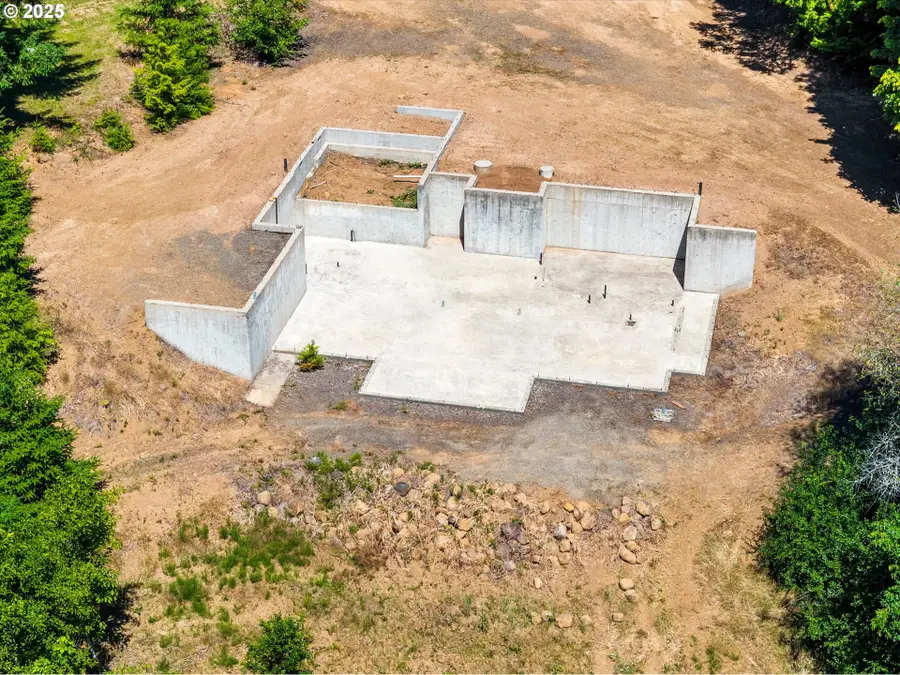 23505 NW Dairy Creek Rd, Coast Range, OR 97133 - Image #2