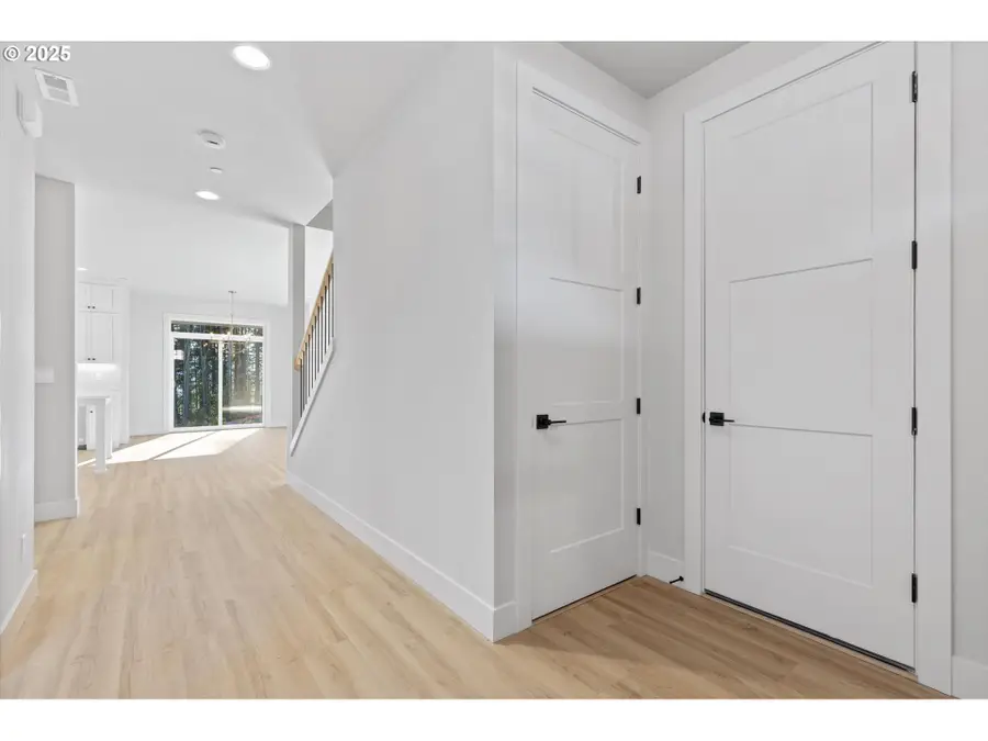 14194 SE Iseli Ln, Clackamas, OR 97015 - Image #2