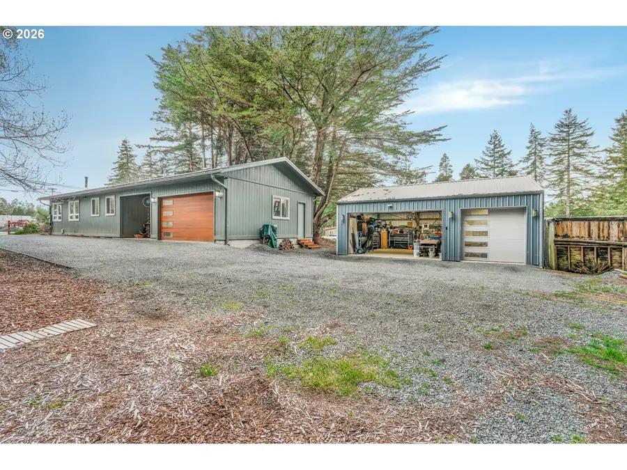 88879 Highway 42 S, Bandon, OR 97411 - #3
